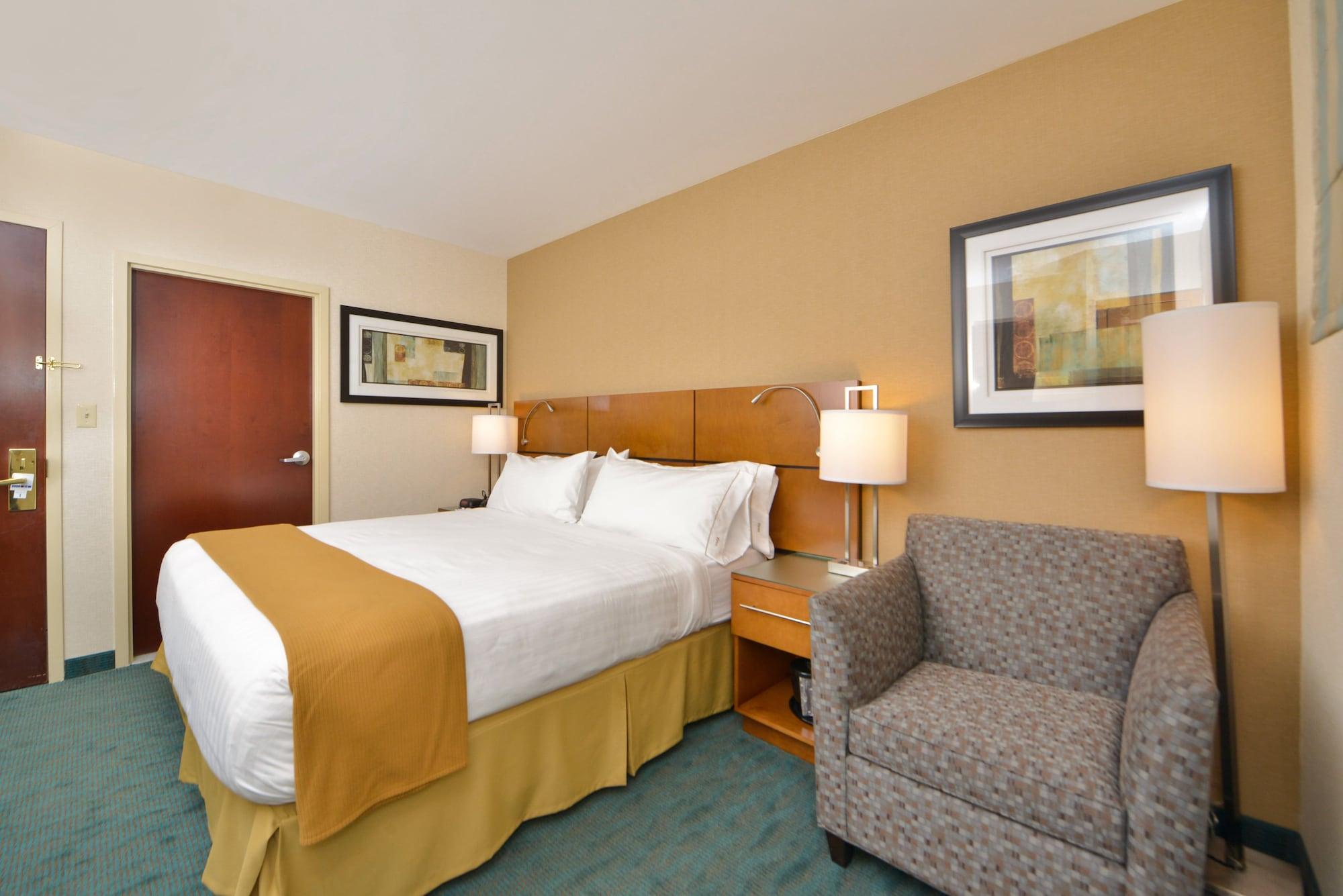 Holiday Inn Express Kennedy Airport, An Ihg Hotel نيو يورك المظهر الخارجي الصورة