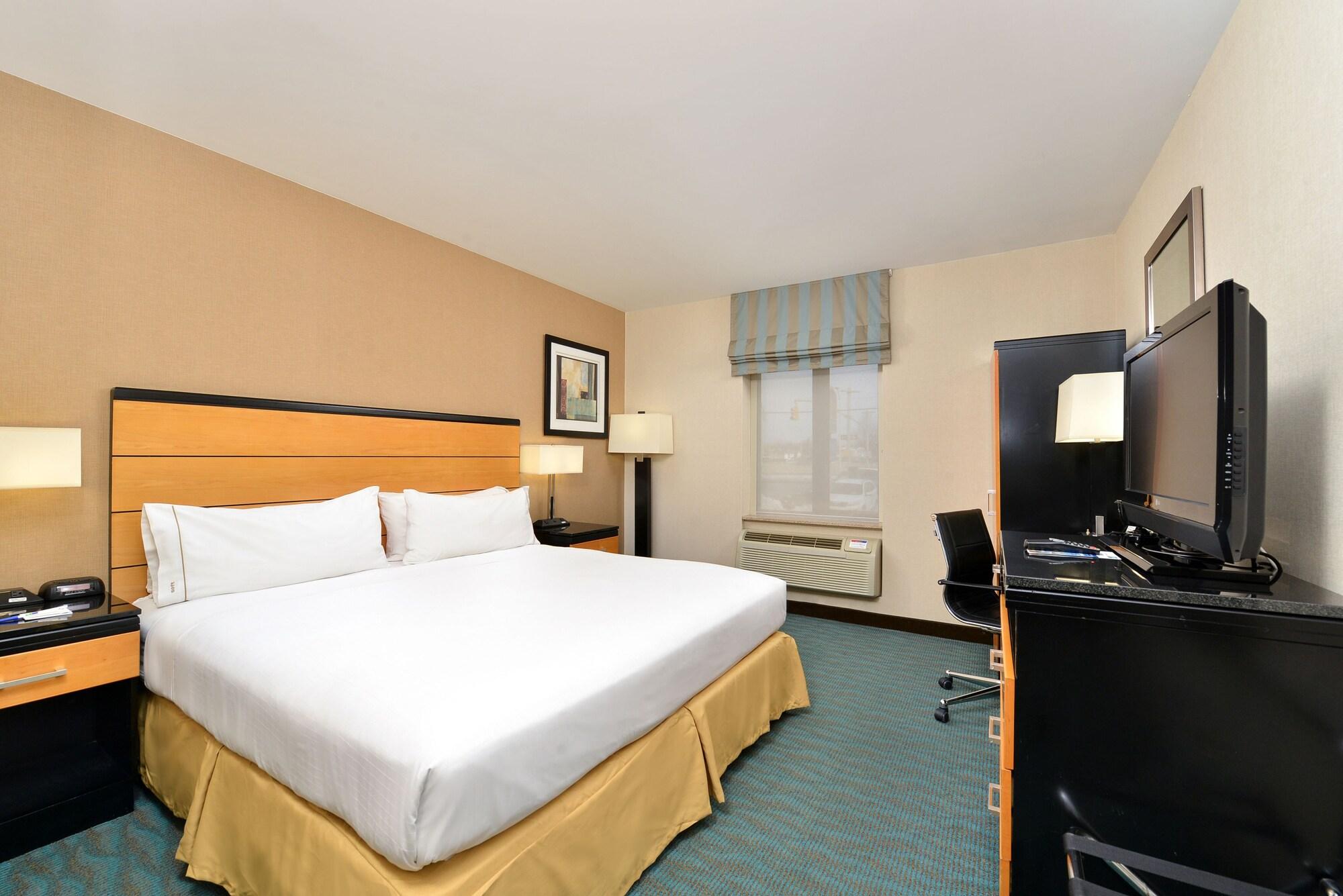 Holiday Inn Express Kennedy Airport, An Ihg Hotel نيو يورك المظهر الخارجي الصورة