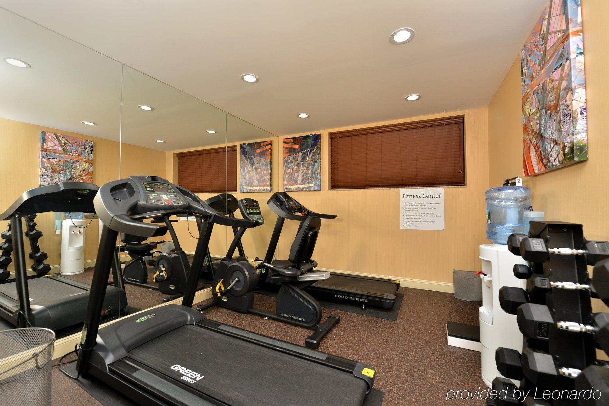 Holiday Inn Express Kennedy Airport, An Ihg Hotel نيو يورك المظهر الخارجي الصورة
