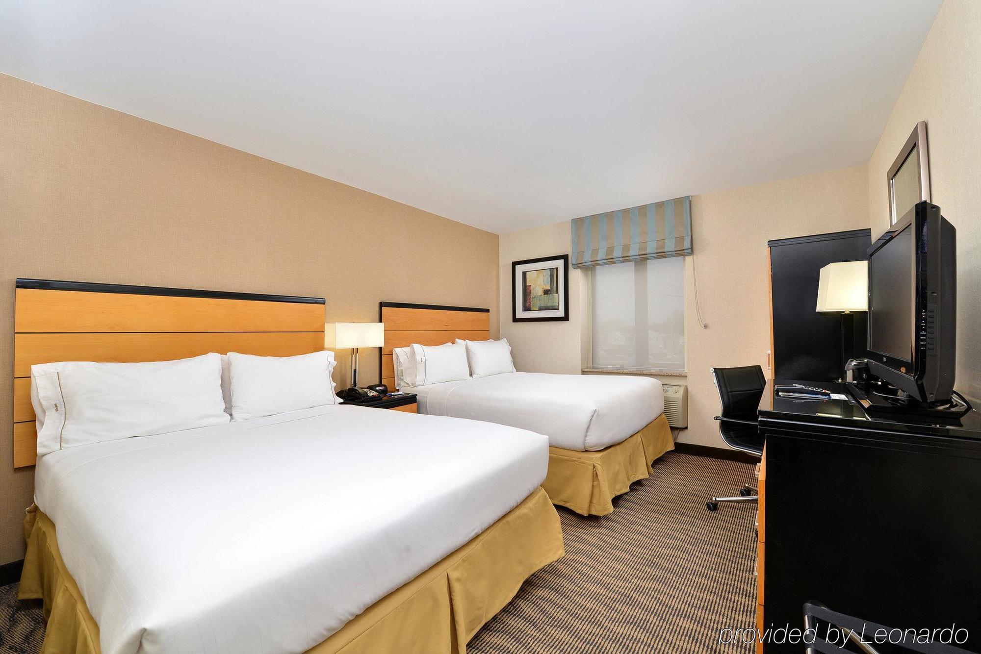 Holiday Inn Express Kennedy Airport, An Ihg Hotel نيو يورك المظهر الخارجي الصورة