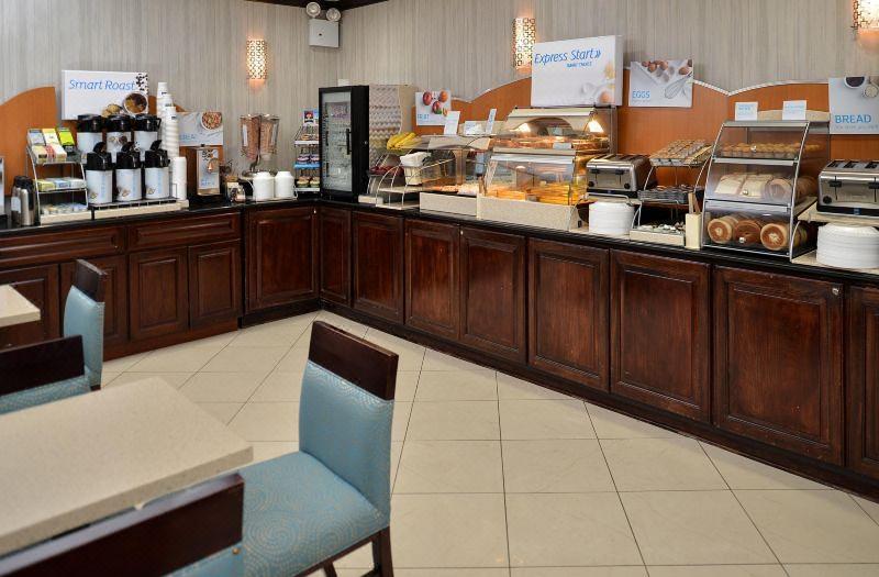 Holiday Inn Express Kennedy Airport, An Ihg Hotel نيو يورك المظهر الخارجي الصورة