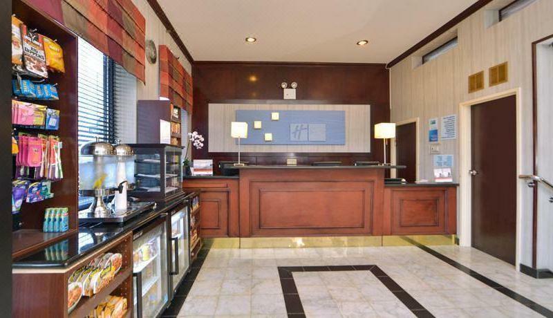 Holiday Inn Express Kennedy Airport, An Ihg Hotel نيو يورك المظهر الخارجي الصورة
